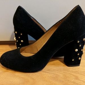 Black suede pumps w/crystal, stud & faux pearl